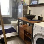 F2 Type Loft à * Ajaccio (Corsica)