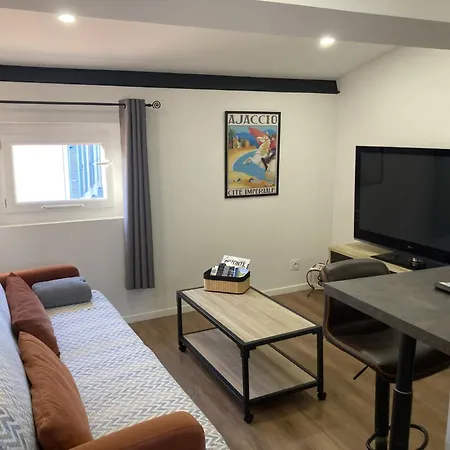 F2 Type Loft à Appartement *