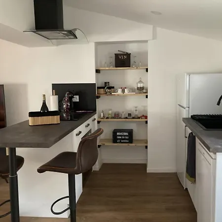 Appartement F2 Type Loft à Ajaccio (Corsica)