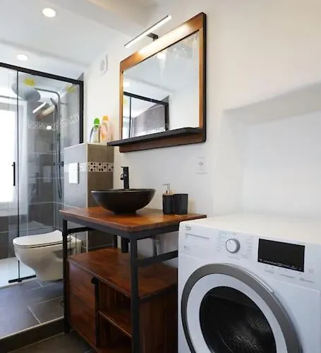 F2 Type Loft A Apartment