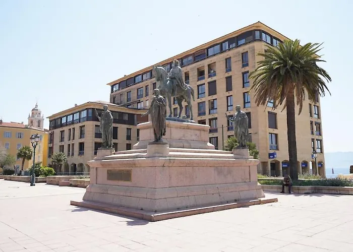 F2 Type Loft A Ajaccio (Corsica)