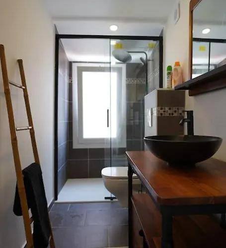 Appartement F2 Type Loft à Ajaccio (Corsica)