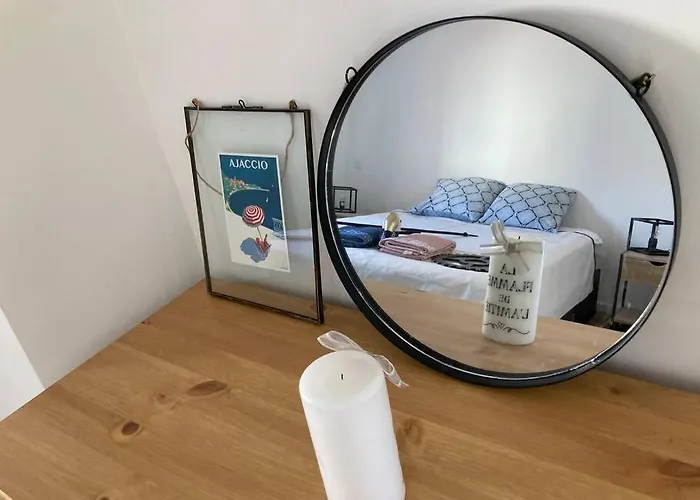 F2 Type Loft à Ajaccio (Corsica)